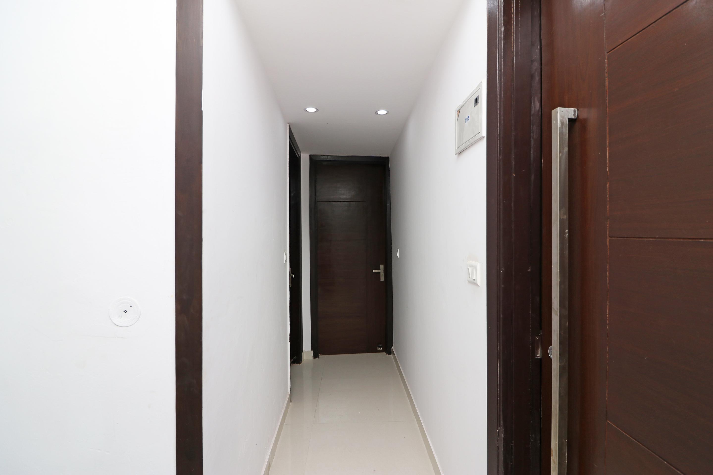 OYO 12732 Avalon Palace Nueva Delhi Exterior foto